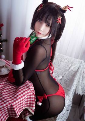 欧美女性妖艳口红妆_国产剧免费观看电视剧